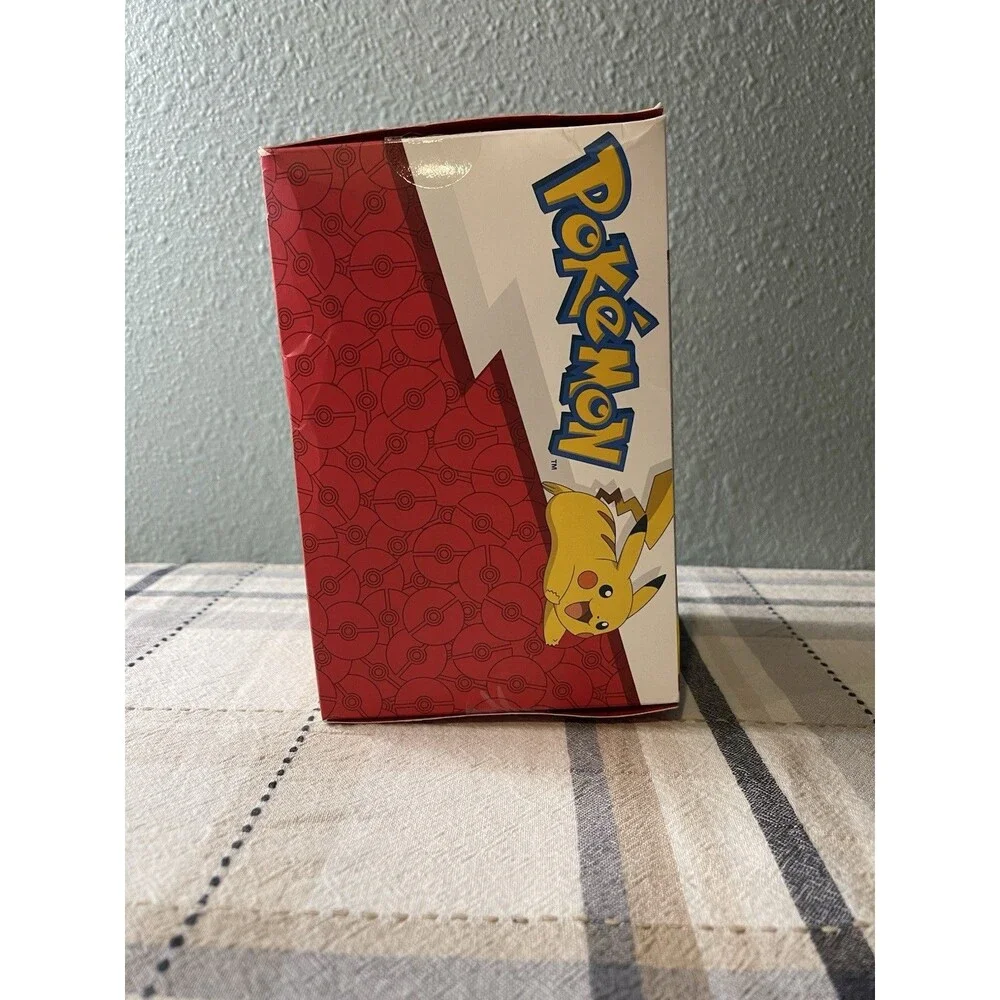 Pokemon Poke Ball Makeup Brush Set Includes 5 Brushes In a Pokémon Brush Holder - Picture 2 of 5